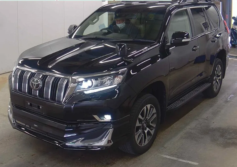 2023 Toyota Land Cruiser Prado 5D 4WD TX L Package export Japan — image 2