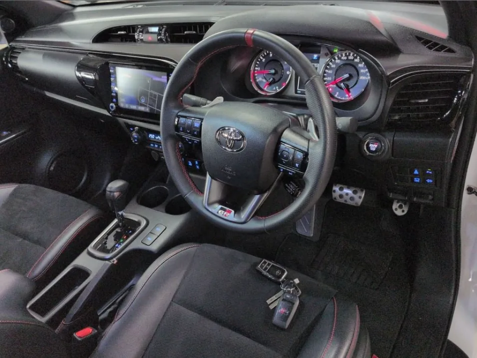 2024 Toyota Hilux Z GR Sport 4WD export Japan — image 5