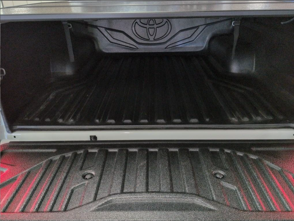 2024 Toyota Hilux Z GR Sport 4WD for sale - image 6