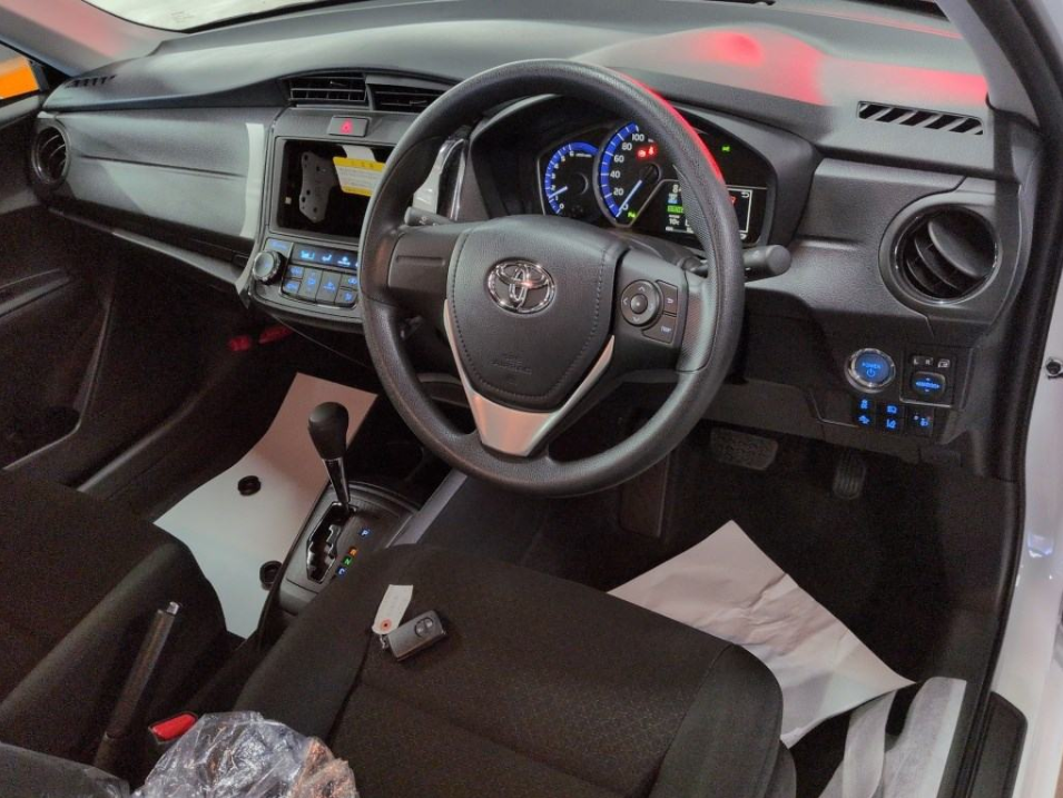 2025 Toyota Corolla Axio Hybrid EX for sale - image 5