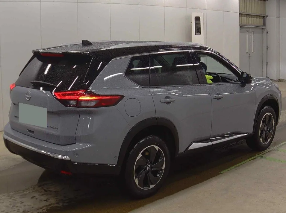 2026 Nissan X-Trail 4WD G E-4ORCE export Japan — image 4
