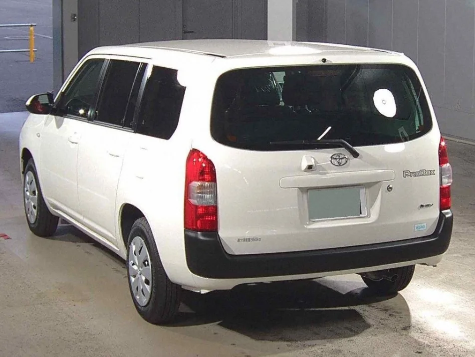 2026 Toyota Probox Hybrid F export Japan — image 2