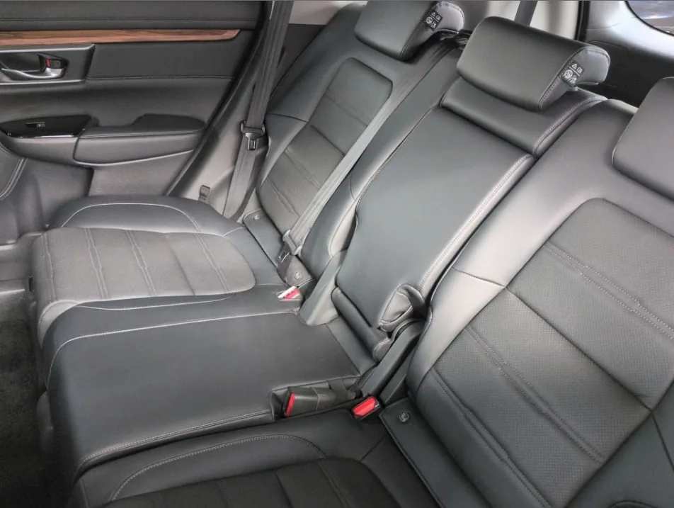 2022 Honda CR-V EX Masterpiece export Japan — image 6