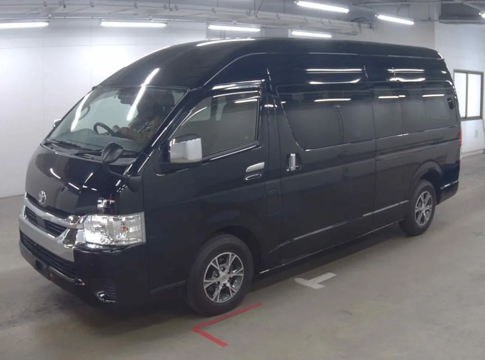 2021 Toyota Hiace Wagon 4D Grand Cabin export Japan — image 3