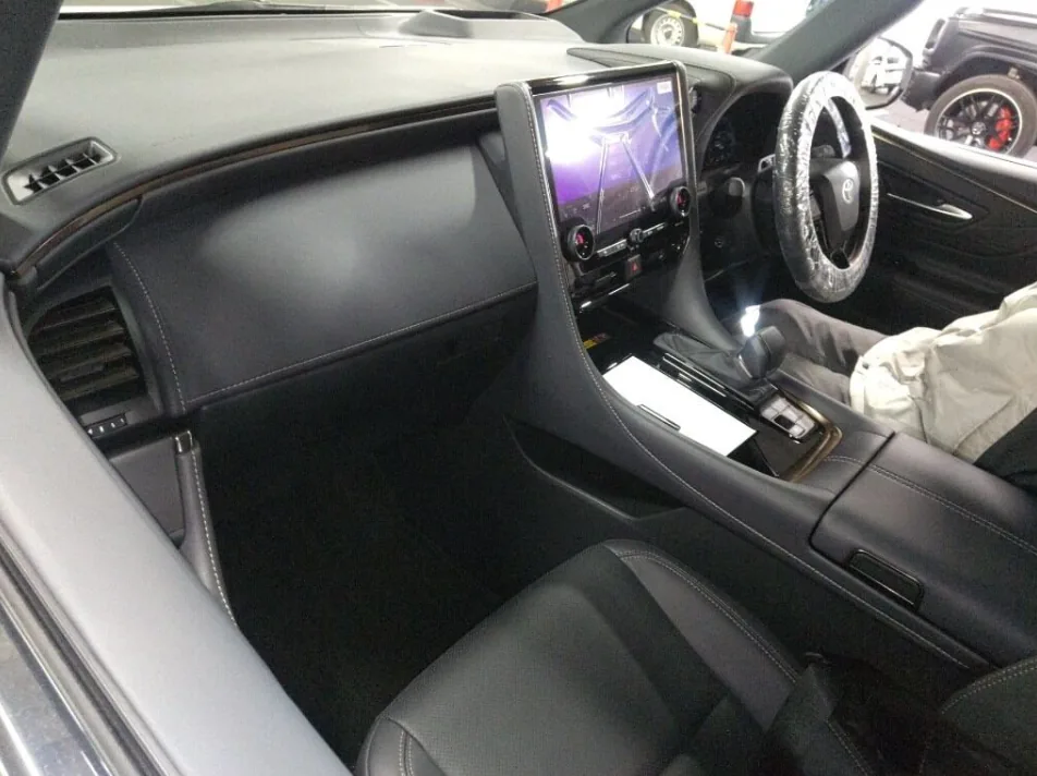 2026 Toyota Alphard Z export Japan — image 5