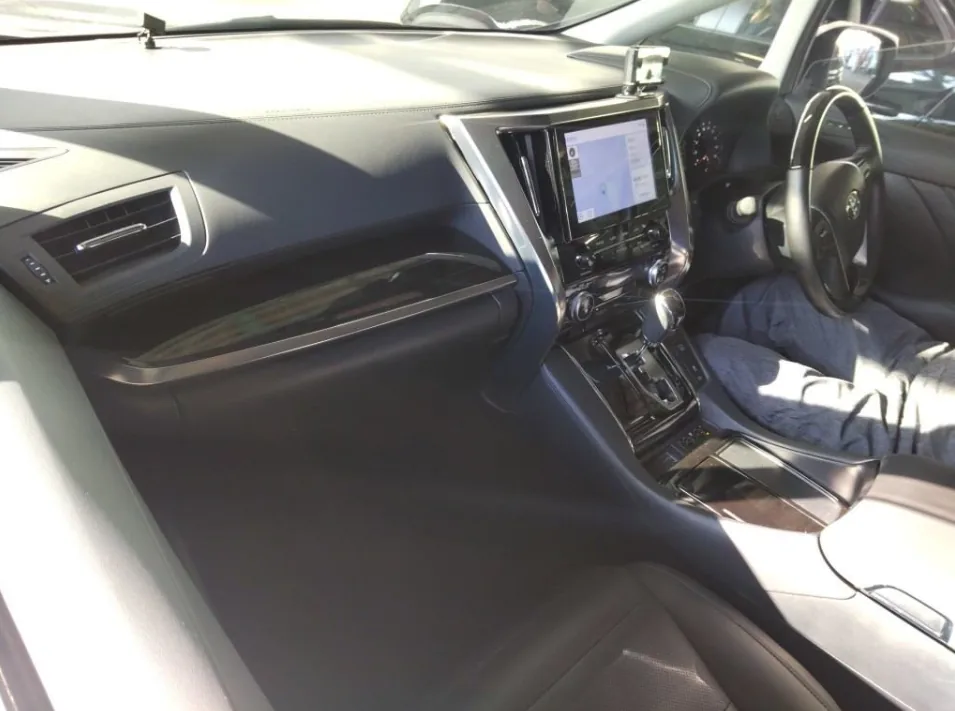 2023 Toyota Alphard 5D 2.5S C Package export Japan — image 5