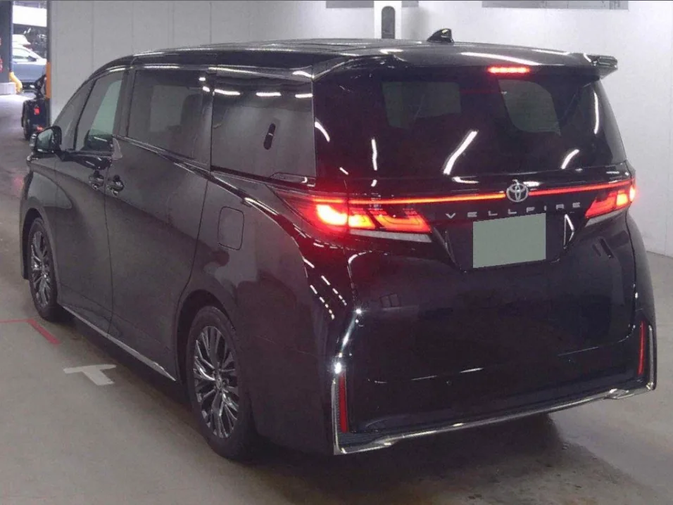 2025 Toyota Vellfire 5D Z Premier export Japan — image 2