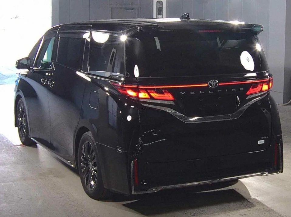 2023 Toyota Vellfire Hybrid 5D Z Premier export Japan — image 2