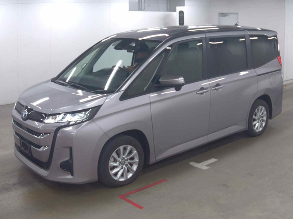 2023 Toyota Noah Hybrid 5D G for sale - image 3