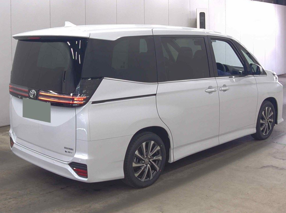 2026 Toyota Voxy Hybrid 5D S-Z for sale - image 4