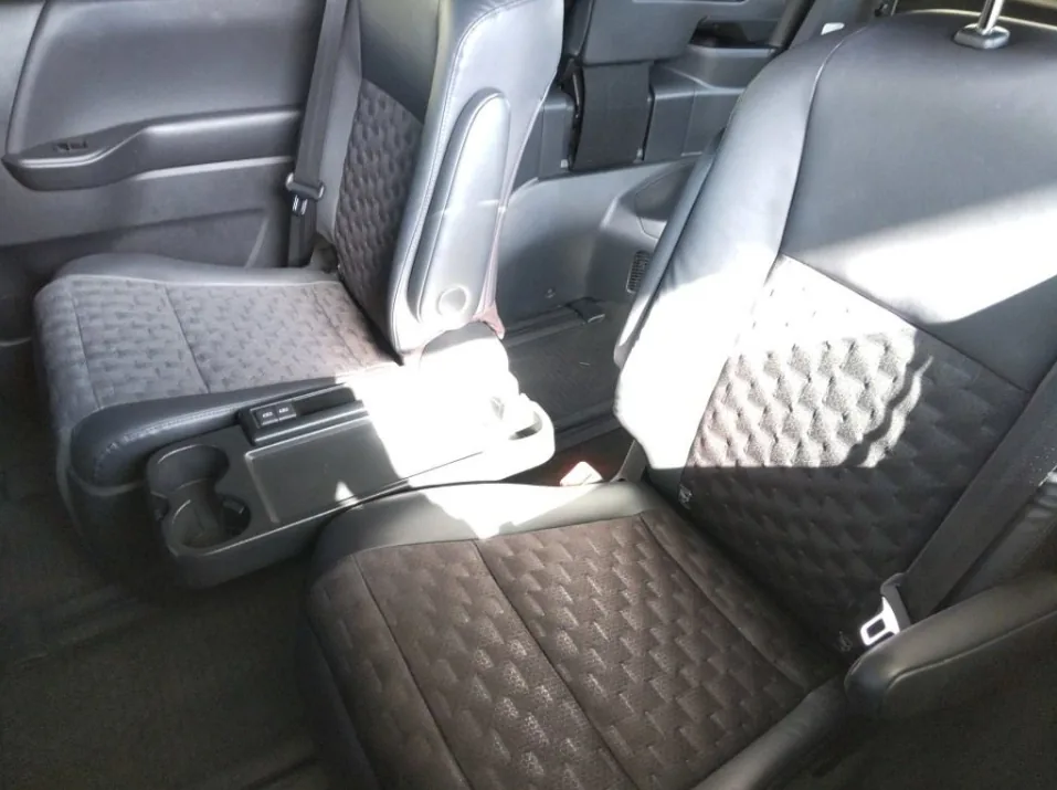 2024 Toyota Voxy 5D S-Z export Japan — image 6