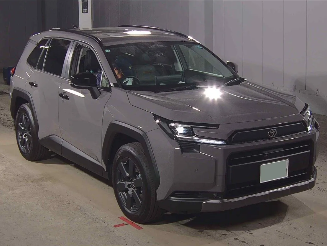 2026 Toyota Toyota RAV4 5D 4WD Adventure export Japan